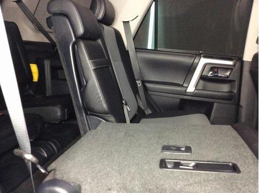 Magnetic Gray Metallic 2018 Toyota 4Runner SR5 Premium