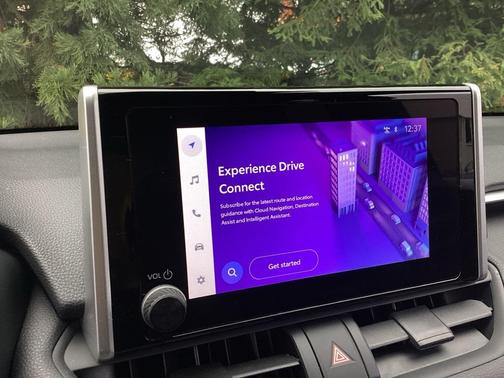 2024 Toyota RAV4 Prime SE