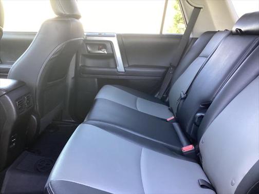 2017 Toyota 4Runner SR5 Premium