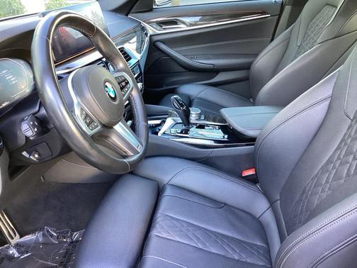 2021 BMW 540 540i