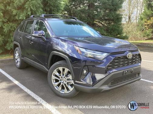 2025 Toyota RAV4 XLE Premium