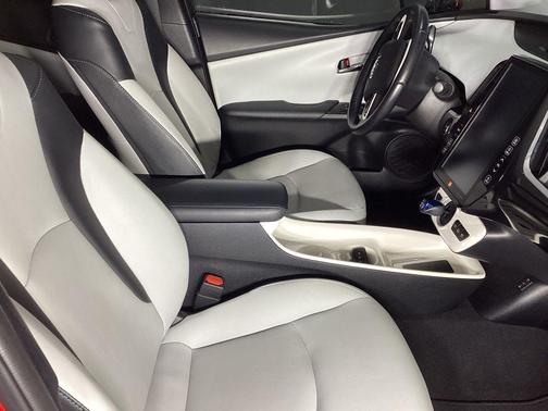 2018 Toyota Prius Prime Advanced