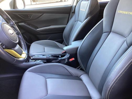 Crystal White Pearl 2022 Subaru Crosstrek Sport