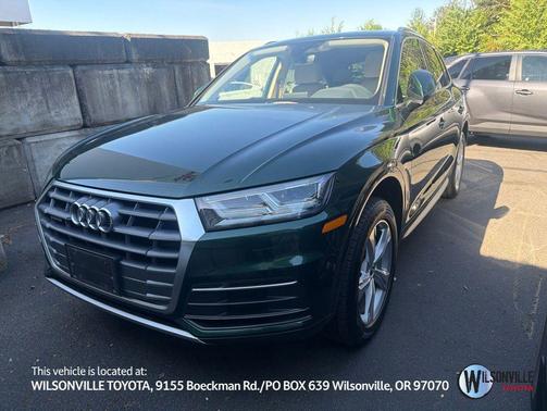 Azores Green Metallic 2020 Audi Q5 45 Premium Plus