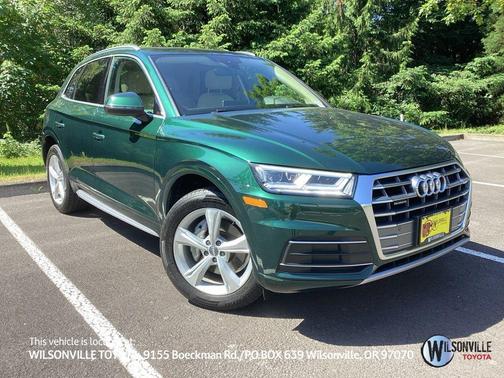 Azores Green Metallic 2020 Audi Q5 45 Premium Plus