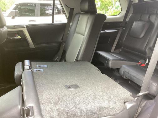 Underground 2024 Toyota 4Runner SR5 Premium