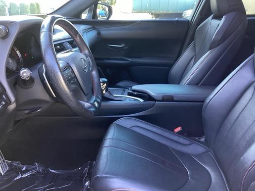 2019 Lexus UX 200 F Sport