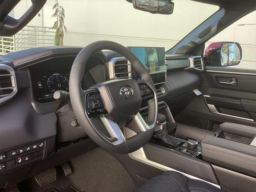 2025 Toyota Sequoia Platinum
