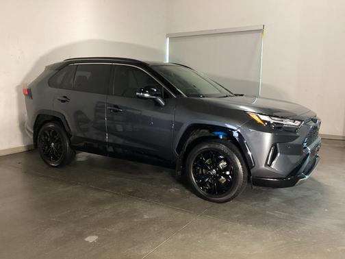 2024 Toyota RAV4 Hybrid SE