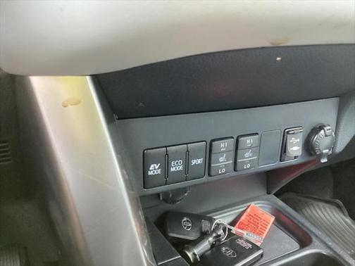 2017 Toyota RAV4 Hybrid Limited