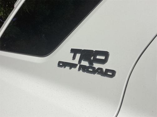 2025 Toyota 4Runner TRD Off Road