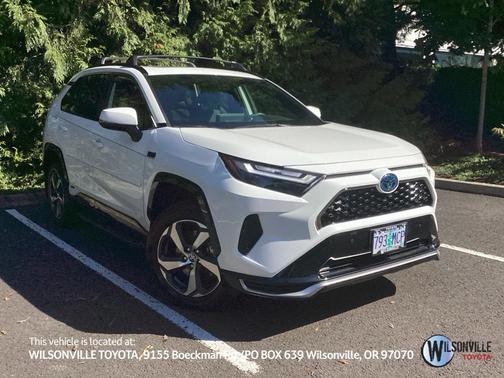 2024 Toyota RAV4 Prime SE