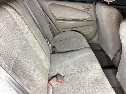 2001 Toyota Corolla LE