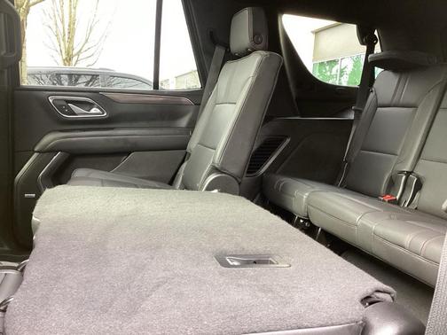 2023 Chevrolet Tahoe 4WD RST