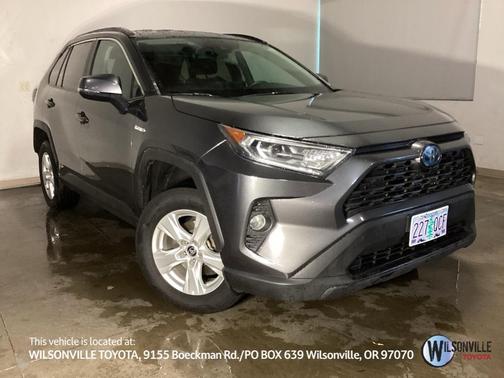 2021 Toyota RAV4 Hybrid XLE