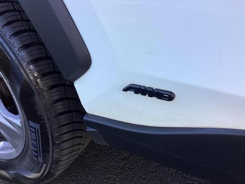 2023 Toyota RAV4 Hybrid LE