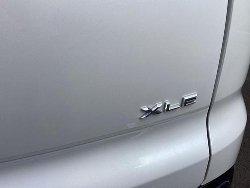 Oxygen White 2025 Toyota Crown Signia XLE