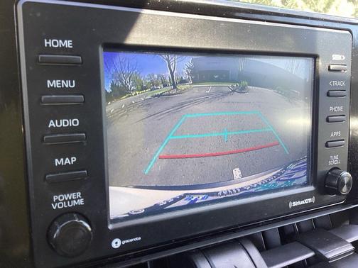 Super White 2020 Toyota RAV4 LE