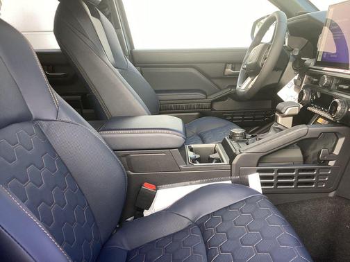 Wind Chill Pearl 2026 Toyota 4Runner Hybrid Platinum