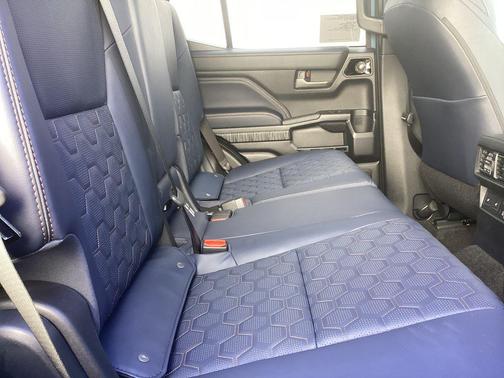 Wind Chill Pearl 2026 Toyota 4Runner Hybrid Platinum