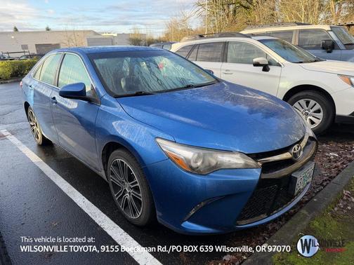 2016 Toyota Camry SE w/Special Edition Pkg
