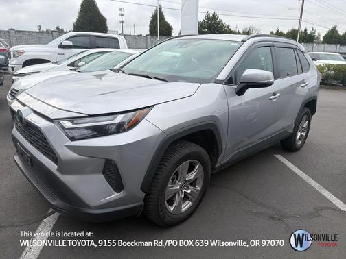 2023 Toyota RAV4 XLE