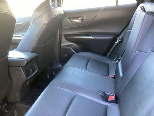 Ruby Flare Pearl 2023 Toyota Venza XLE