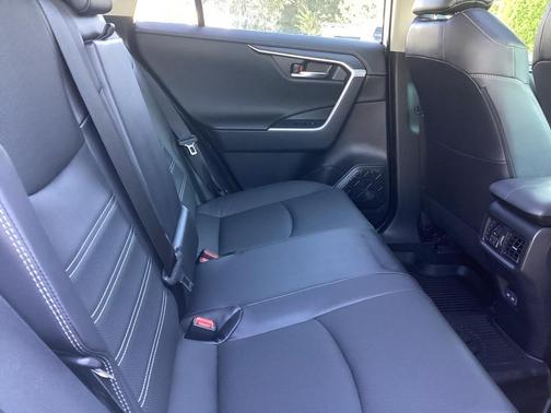 2023 Toyota RAV4 Hybrid Limited