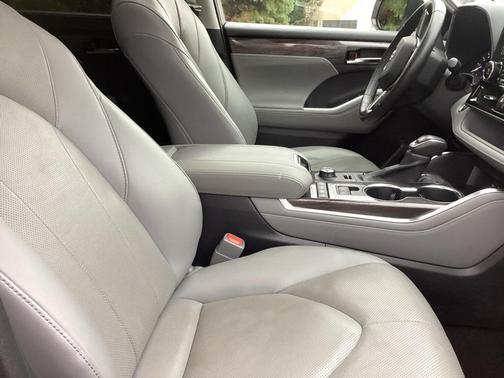 2020 Toyota Highlander Limited