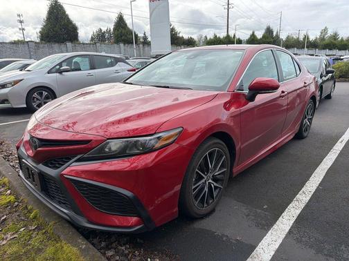 Supersonic Red 2023 Toyota Camry SE