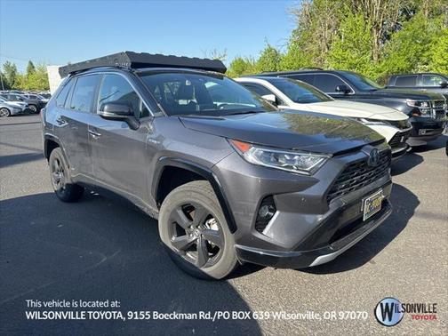 2021 Toyota RAV4 Hybrid SE