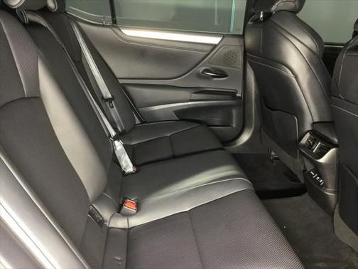 2019 Lexus ES 350 F Sport