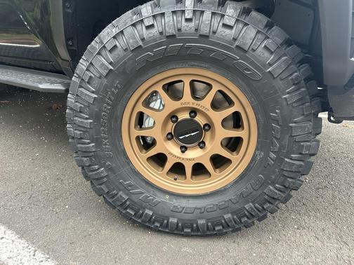 2025 Toyota 4Runner TRD Off Road
