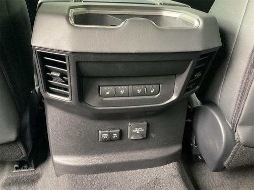 2026 Toyota Tundra Hybrid Platinum