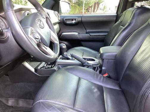 2020 Toyota Tacoma Limited