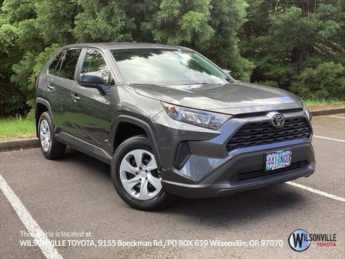 2022 Toyota RAV4 LE