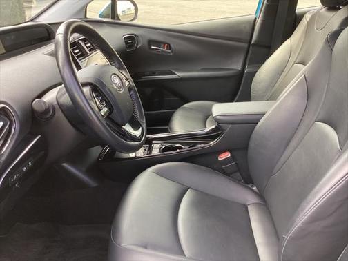 2021 Toyota Prius XLE