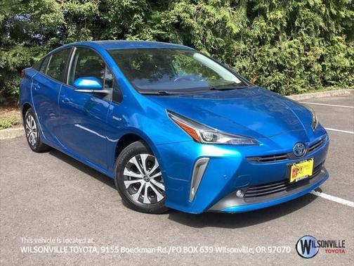 2021 Toyota Prius XLE