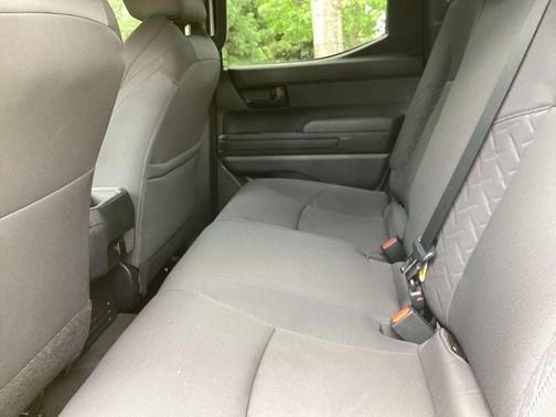 Ice Cap 2024 Toyota Tacoma SR