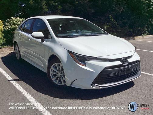 Ice Cap 2024 Toyota Corolla LE