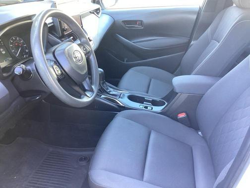 Ice Cap 2024 Toyota Corolla LE