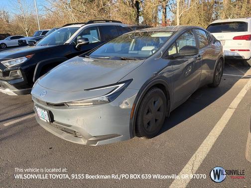 2024 Toyota Prius LE