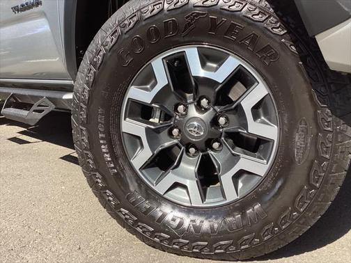 2022 Toyota Tacoma TRD Off Road