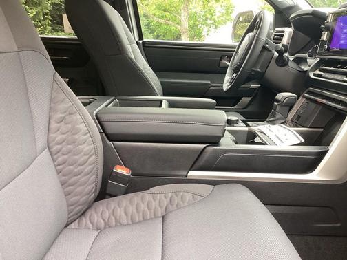 Ice Cap 2026 Toyota Tundra SR5