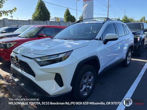 2022 Toyota RAV4 XLE