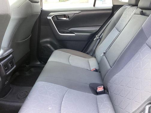 Midnight Black Metallic 2022 Toyota RAV4 XLE