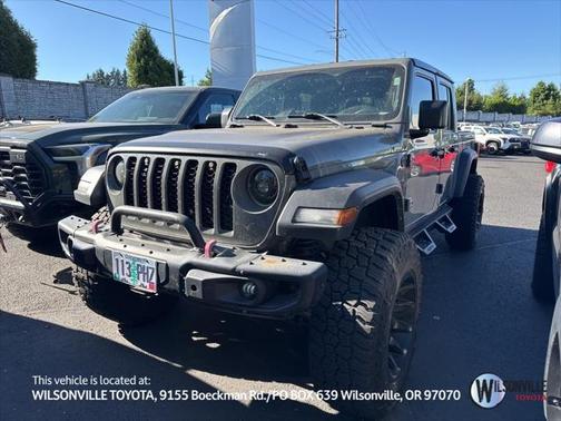 2022 Jeep Gladiator Sport