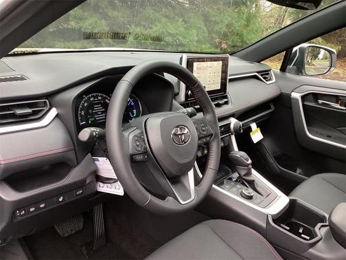 2025 Toyota RAV4 Hybrid SE