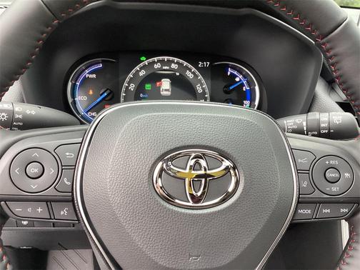 2025 Toyota RAV4 Hybrid SE