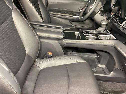 2025 Toyota Sienna Woodland Edition